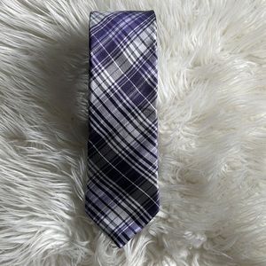✅ JOHN VARVATOS  Striped Luxury Tie